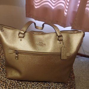 Coach champagne/light gold leather tote large